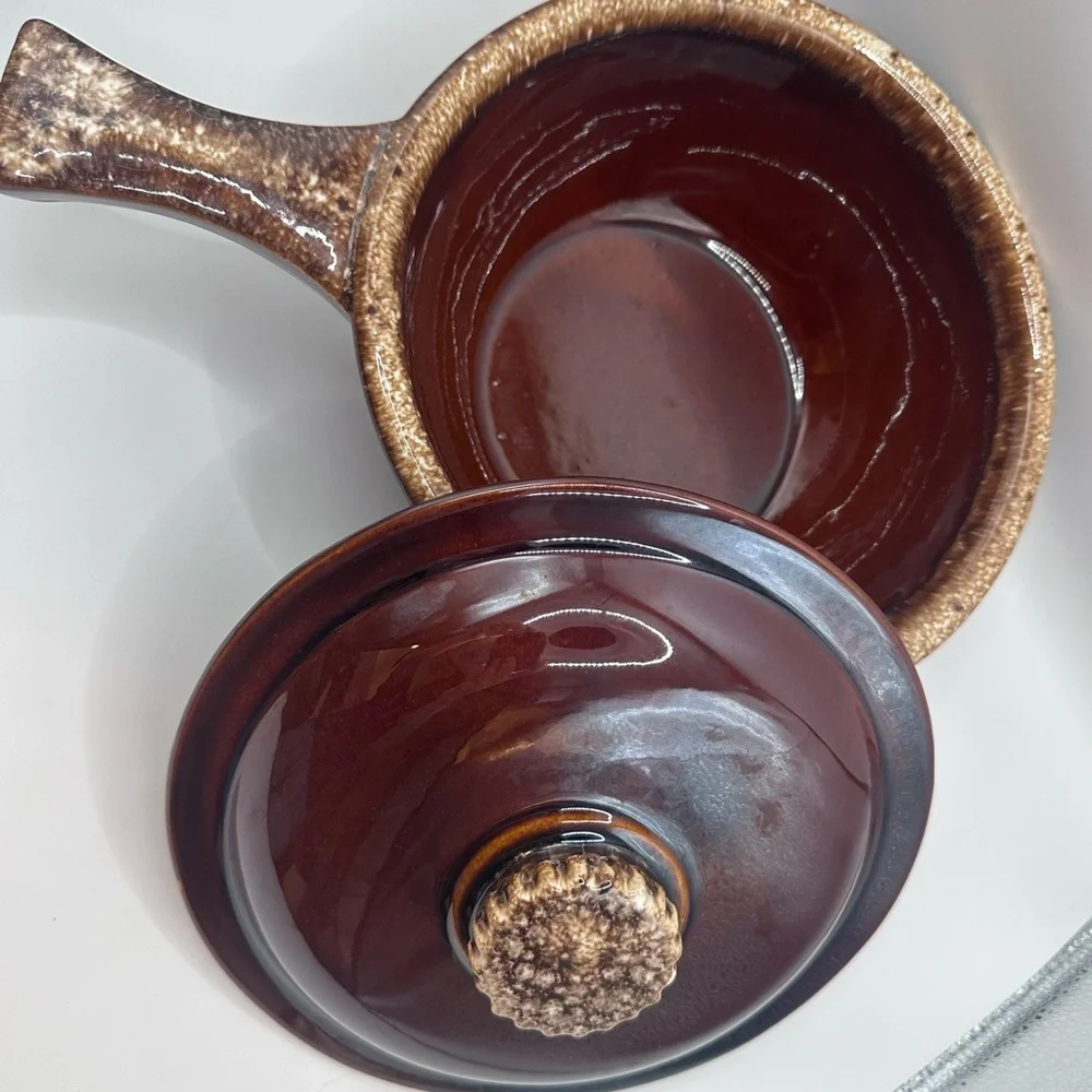 Vintage Hull Oven Proof Brown Drip Handled Soup Crock Bowl USA